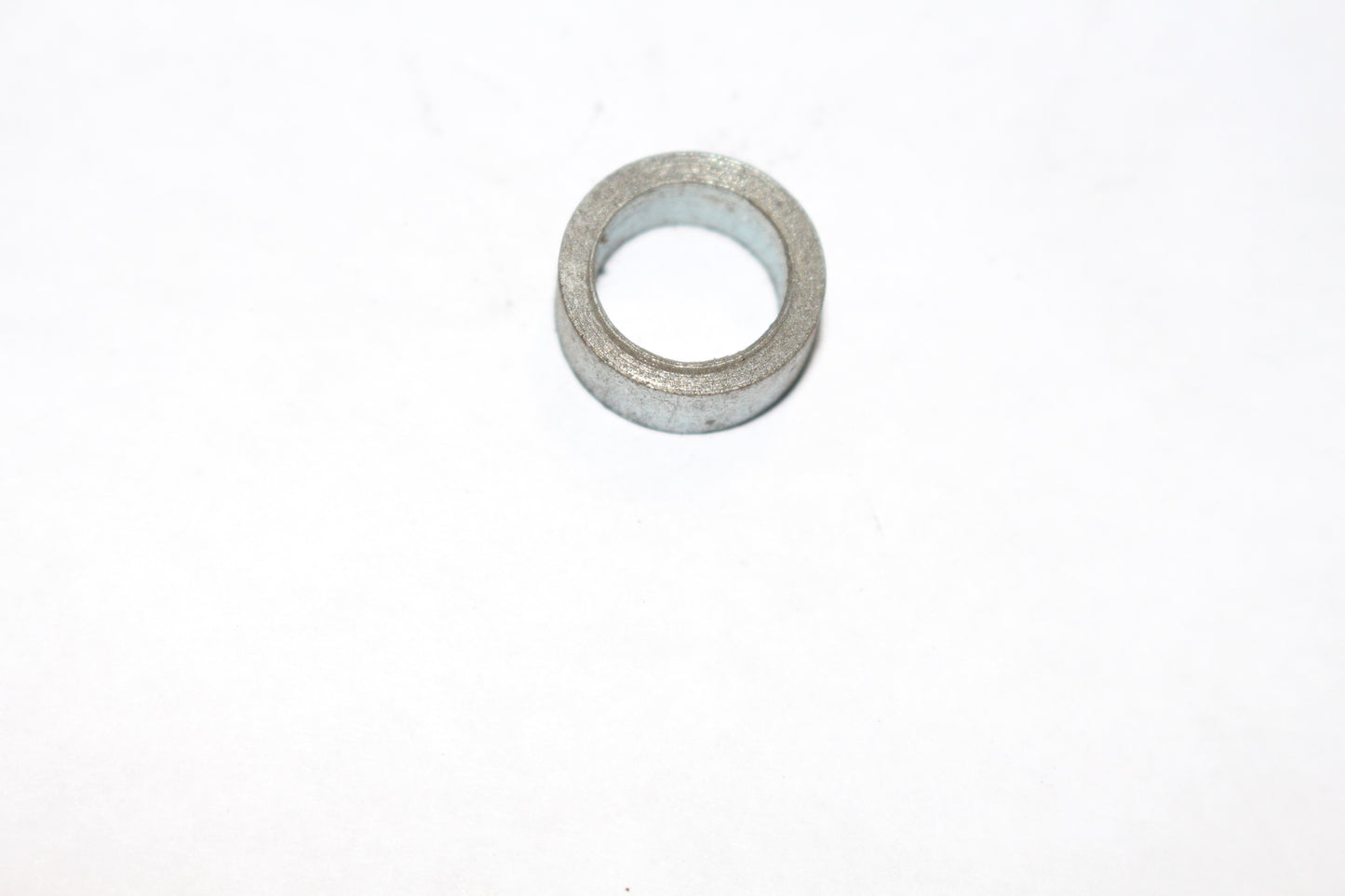 SPACER, LARGE WHEEL