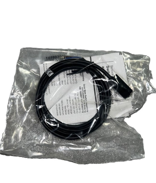 REED SWITCH