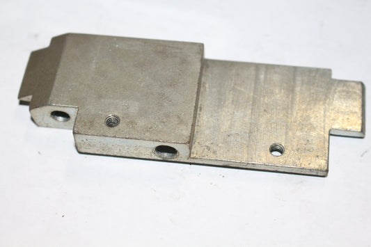 STRAP FEED CHUTE (9900)